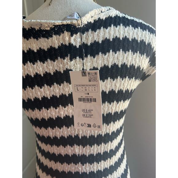 NWT Zara Limited Edition Black/Cream Striped Long Contrast Crochet Knit Dress L - Picture 6 of 10